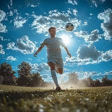 个人能力！两队进攻陷入困境， 奎因上场外线运球高难度急停三分命中！