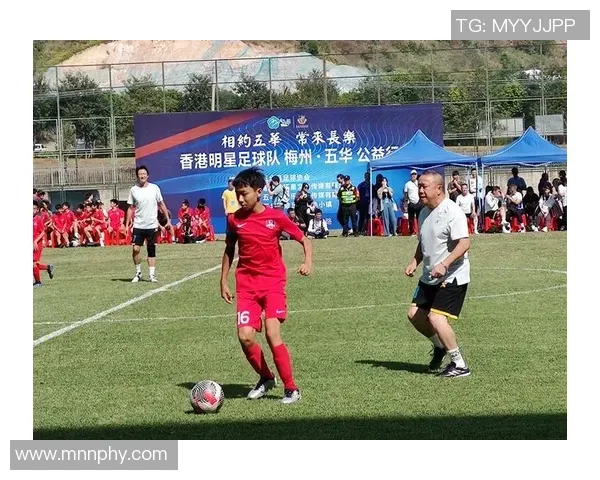 足彩盘口：水位下降却不降盘的真实含义。（足球盘口：水位下调而不降盘，背后意味着什么？）