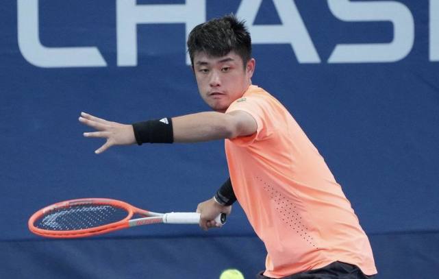 持球队的竞 持球队的竞